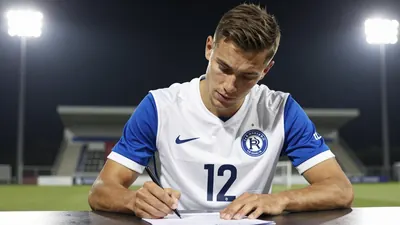 Le Havre AC a officialisé l’arrivée d’Elias Jelert, latéral droit danois de 23 ans, prêté pour une saison par Galatasaray